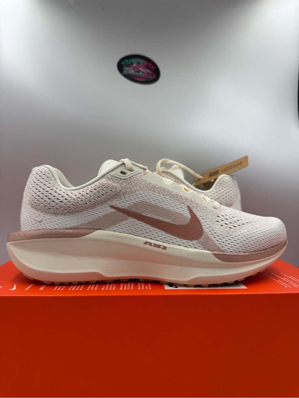 Nike Air Winflo 11 Pale Ivory Metallic Rose Gold BRAND NEW Size 10 Women